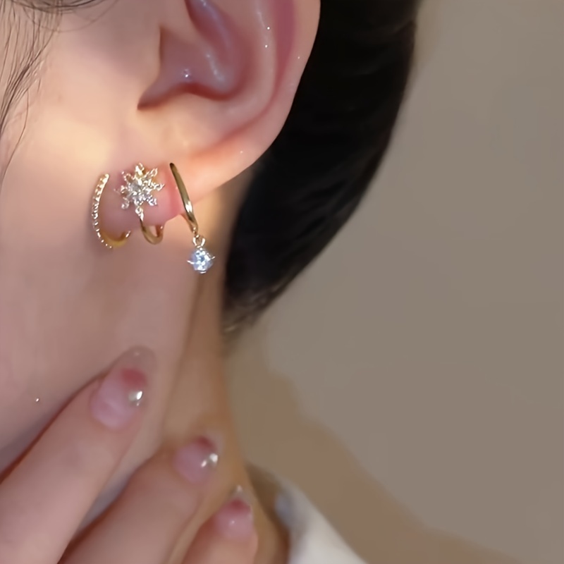 Elegant Rhinestone Eight-Pointed Star Tassel Earrings